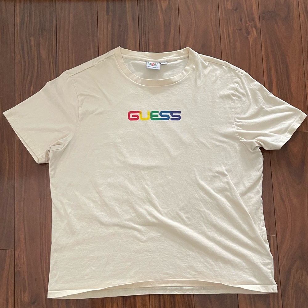 Guess x J Balvin Lightning Strike Smiley Face Rainbow T-Shirt – Men’s XL